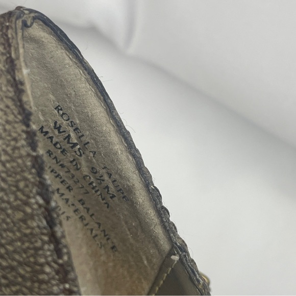 Vera Wang Olive Peep-Toe Heels - Picture 12 of 16